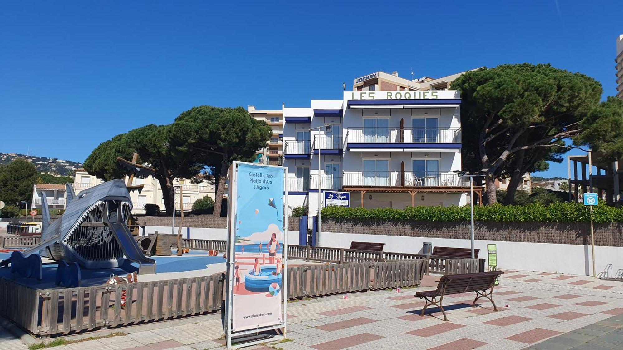 Les Roques Apartment *