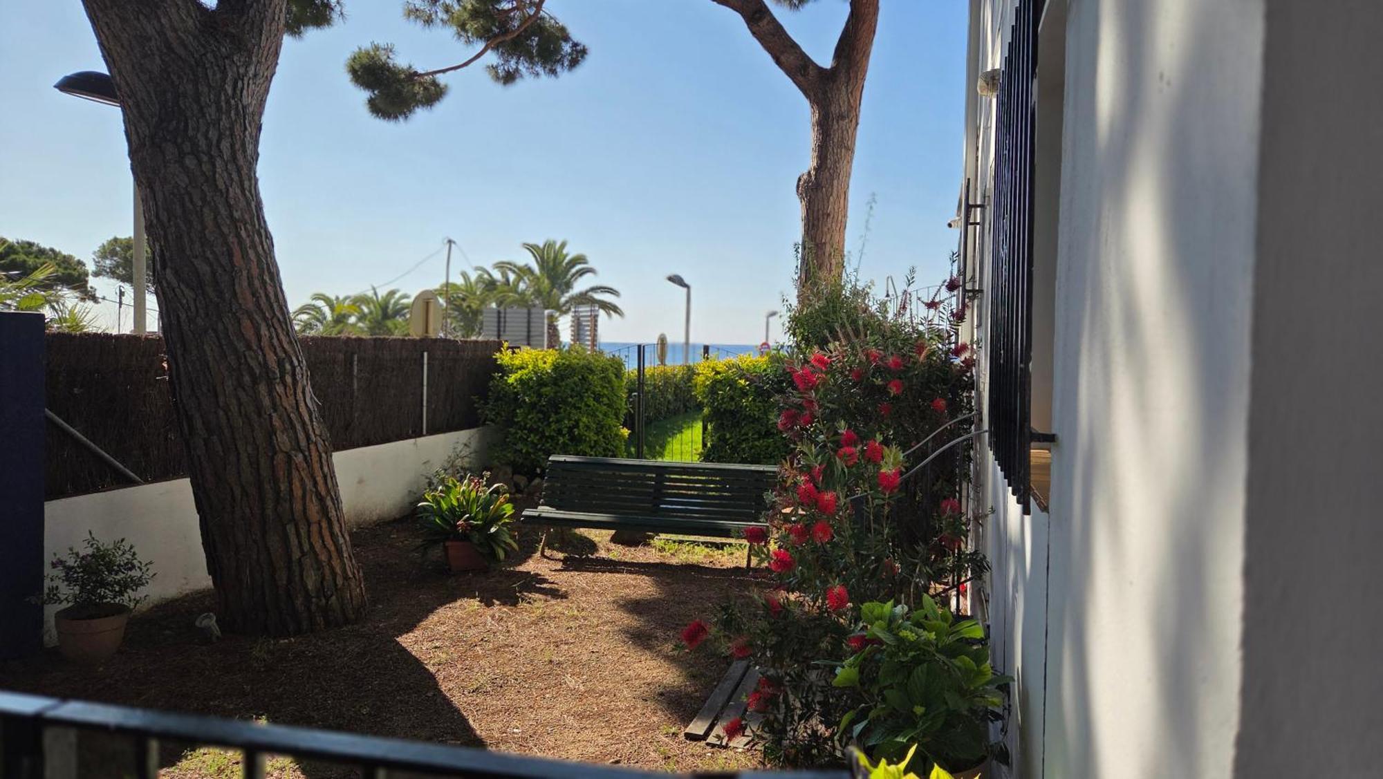 Les Roques Apartment